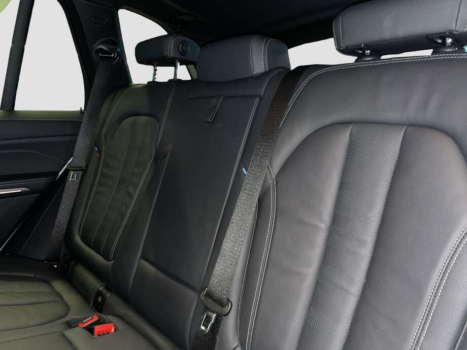 BMW X5 (Bild 6/15)
