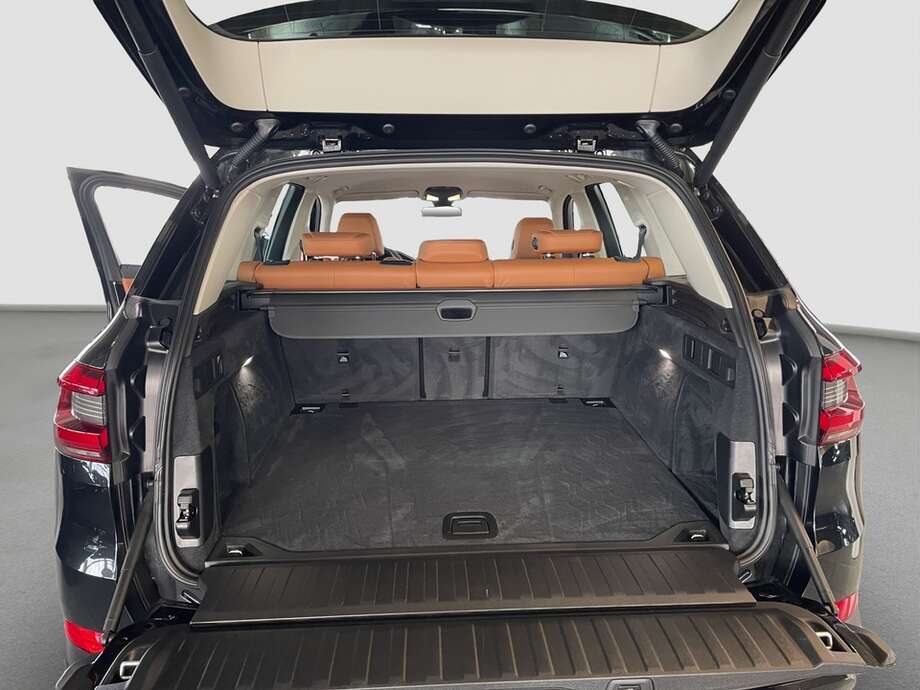 BMW X5 (Bild 7/15)