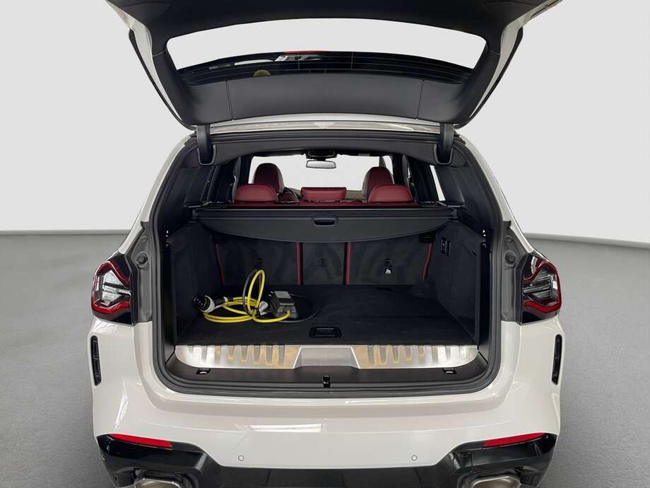 BMW X3 (Bild 7/15)