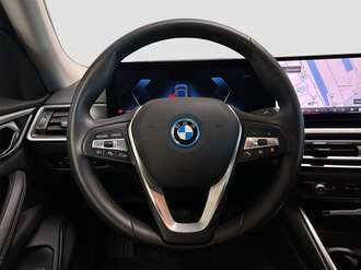 BMW i4 (Bild 2/15)