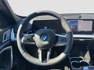 BMW iX1 xDrive30 (Bild 3/17)