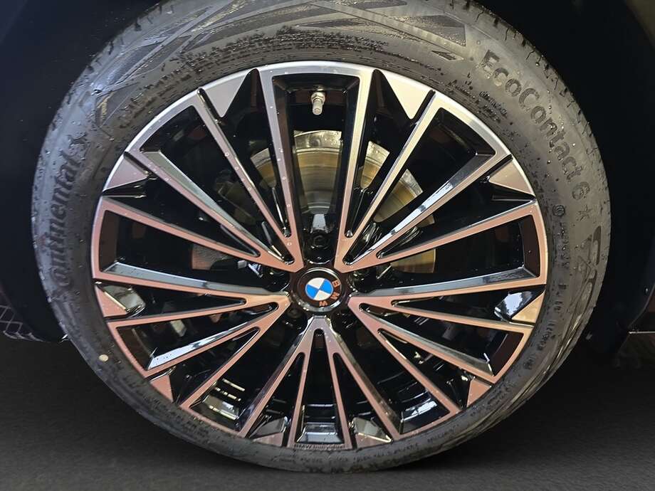 BMW 218 Active Tourer (Bild 19/19)