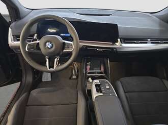 BMW 218 Active Tourer (Bild 3/19)