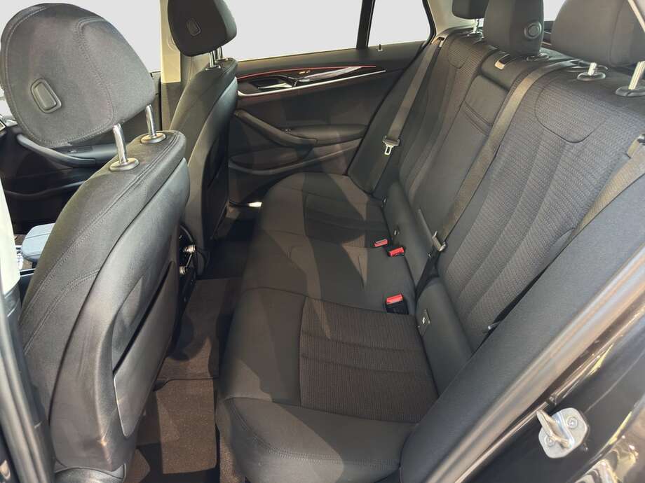 BMW 530 (Bild 14/23)