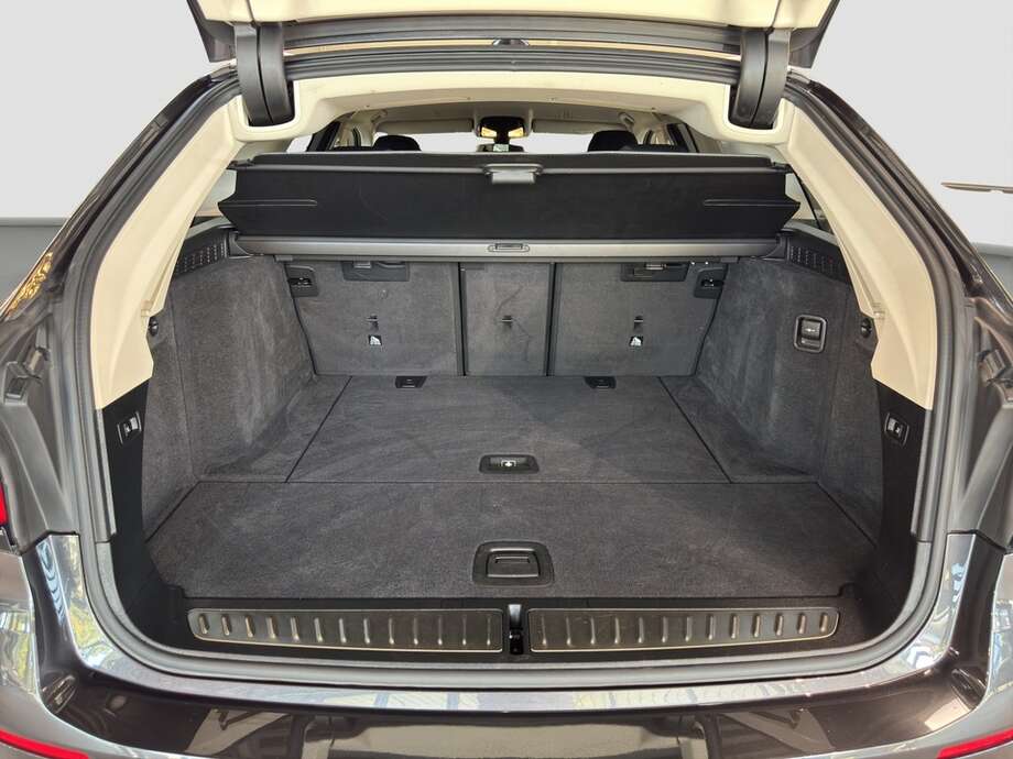 BMW 530 (Bild 15/23)
