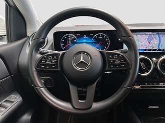 Mercedes-Benz B 180 (Bild 2/15)