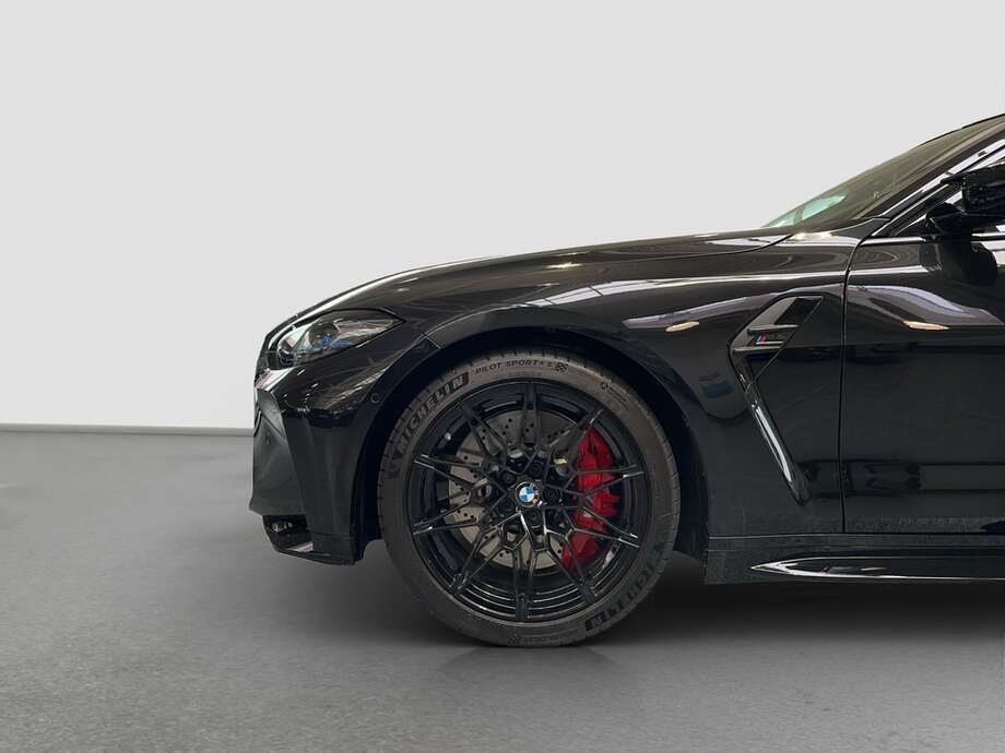 BMW M4 (Bild 22/23)