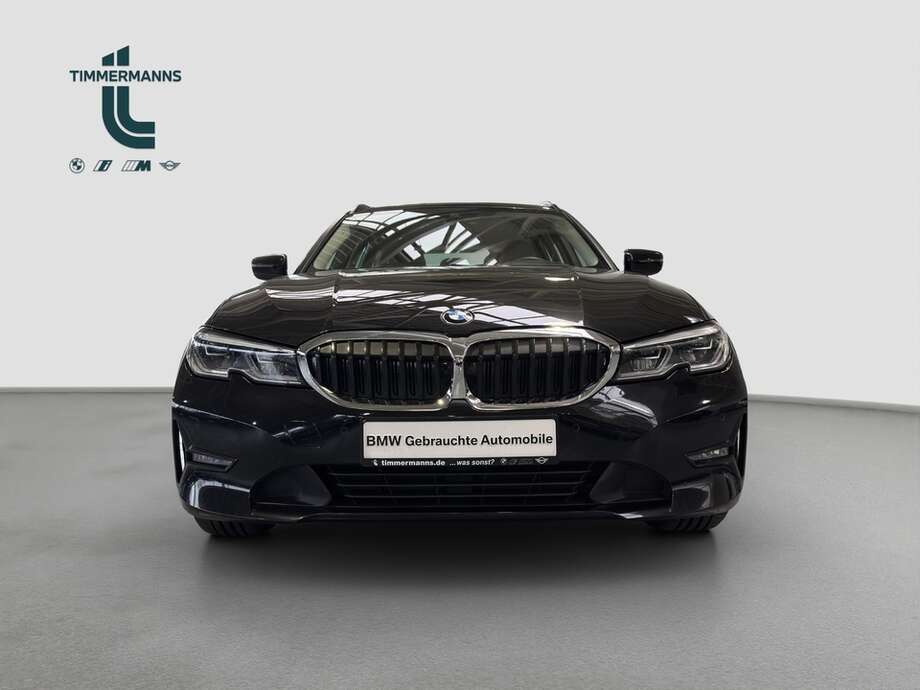 BMW 320d (Bild 21/22)
