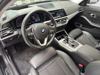 BMW 320d (Bild 3/22)