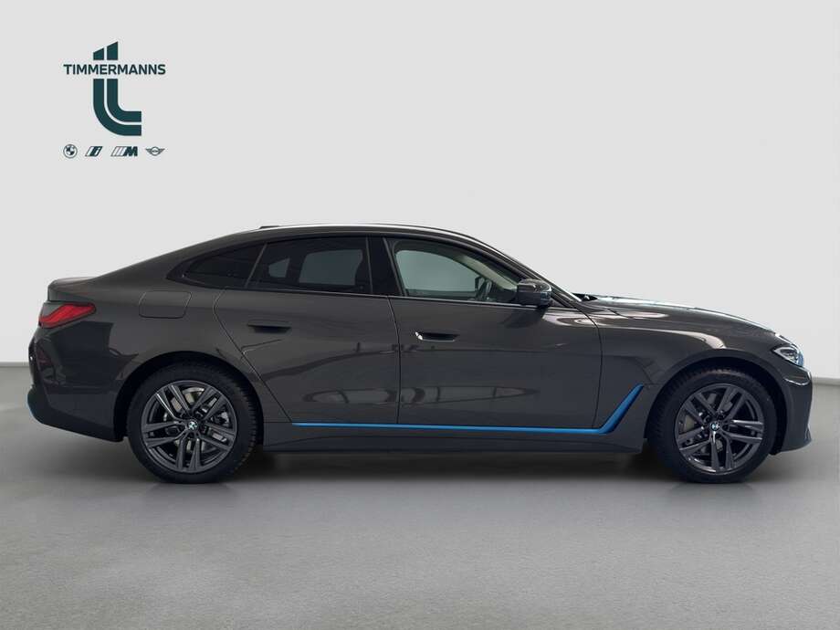 BMW i4 (Bild 14/17)
