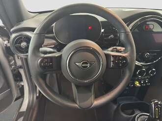 MINI Cooper SE (Bild 2/17)