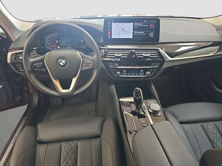 BMW 530i xDrive (Bild 5/19)