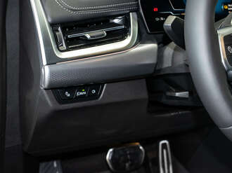 BMW iX1 eDrive20 (Bild 3/17)