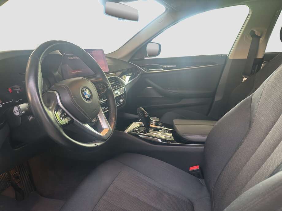 BMW 530d (Bild 2/20)