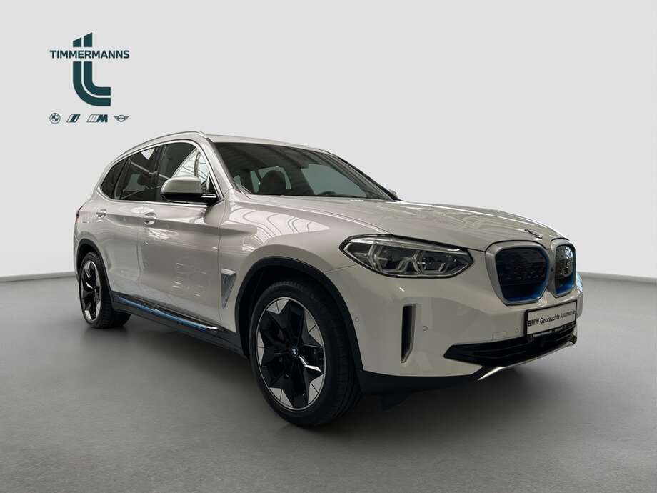 BMW iX3 (Bild 13/15)