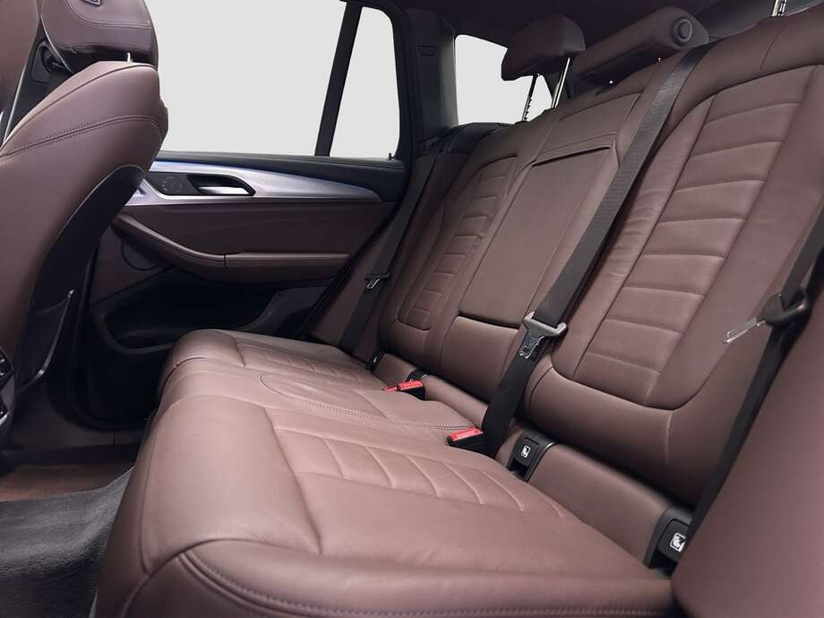 BMW iX3 (Bild 6/15)