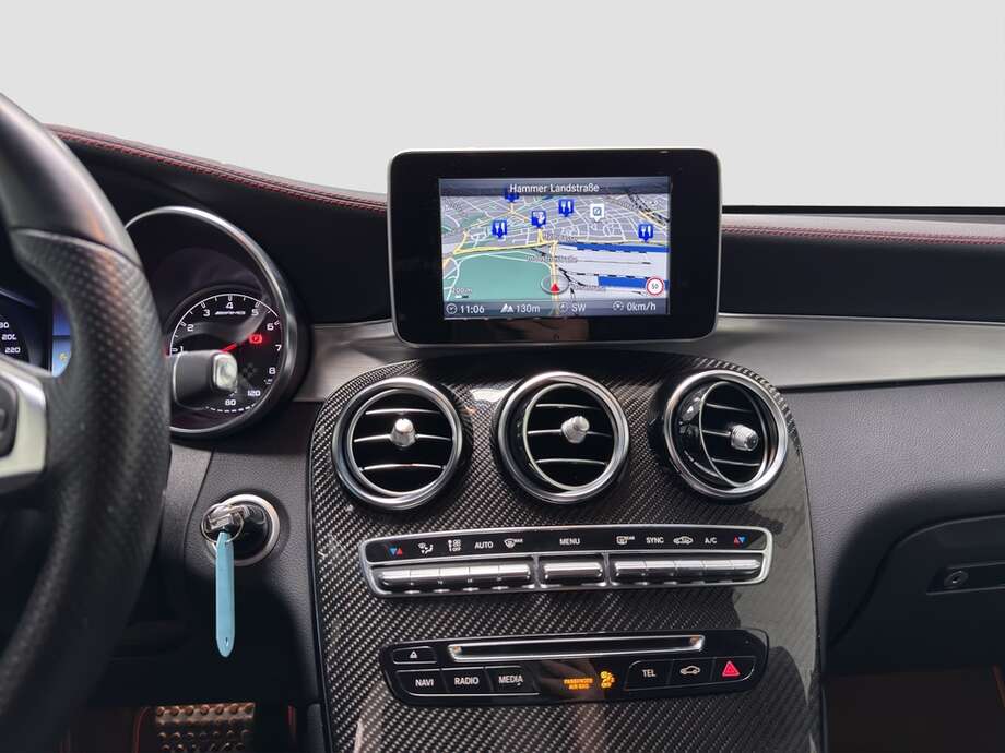 Mercedes-Benz GLC 43 AMG (Bild 4/17)
