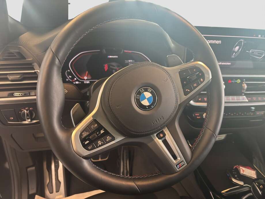 BMW X4 (Bild 4/17)