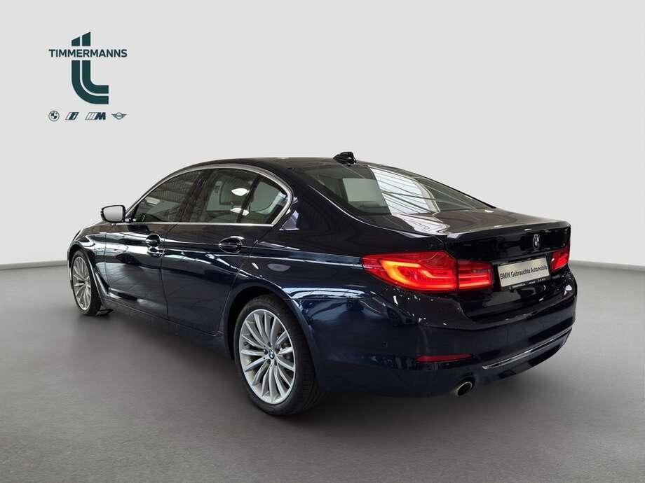 BMW 530d (Bild 11/17)