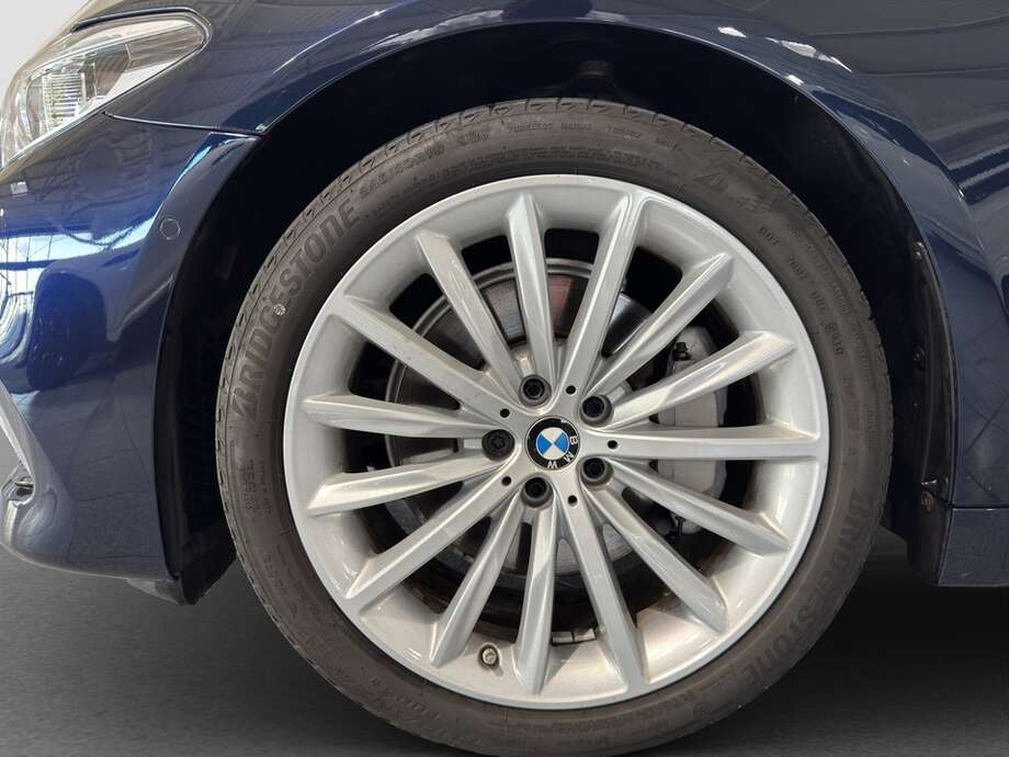 BMW 530d (Bild 17/17)