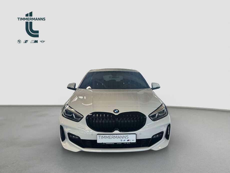 BMW 120 (Bild 8/20)