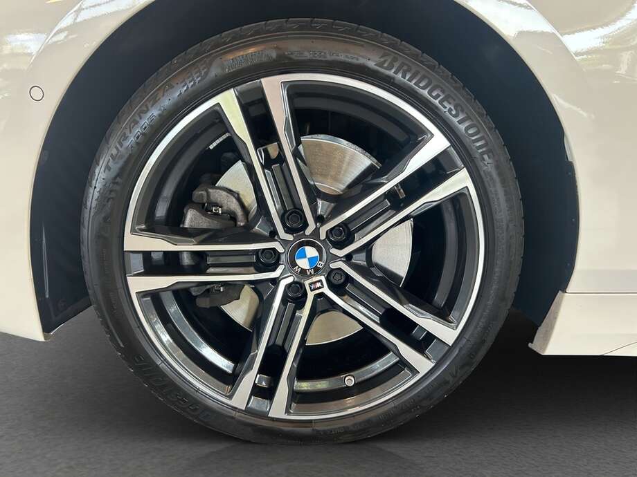 BMW 120 (Bild 9/20)