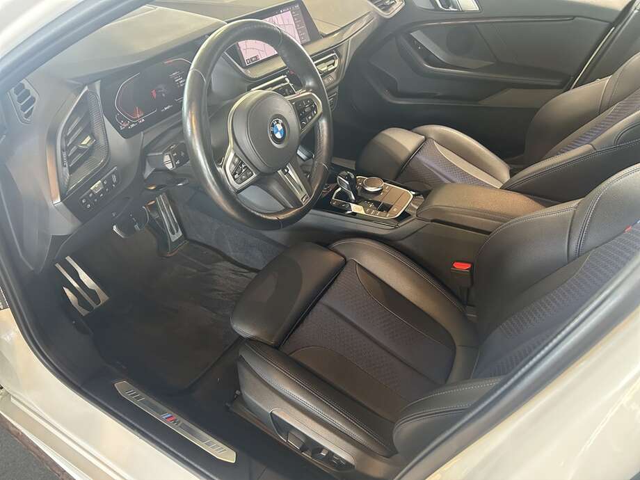 BMW 120 (Bild 10/20)