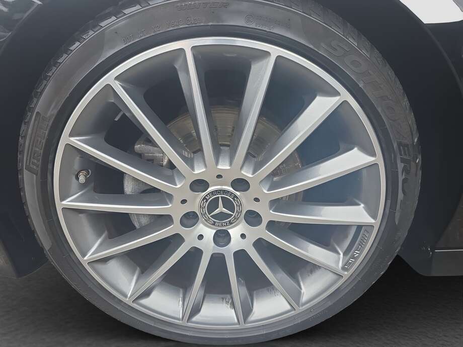Mercedes-Benz CLA 200 (Bild 17/17)