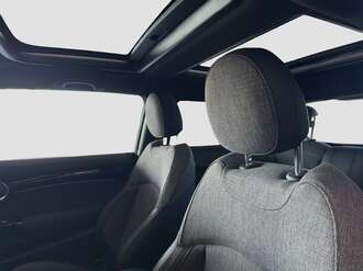 MINI Cooper SE (Bild 1/21)