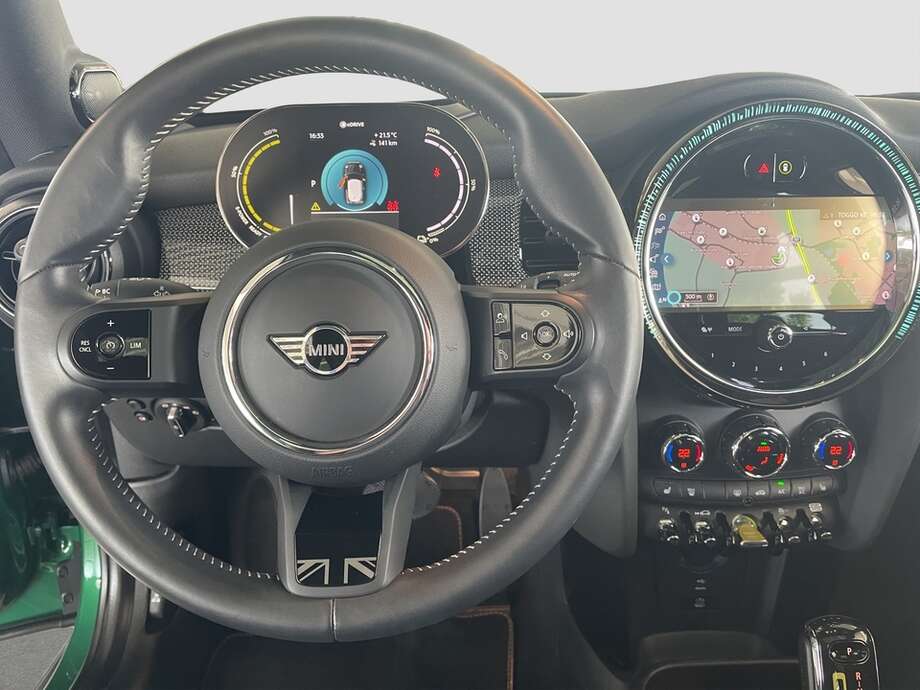MINI Cooper SE (Bild 5/19)