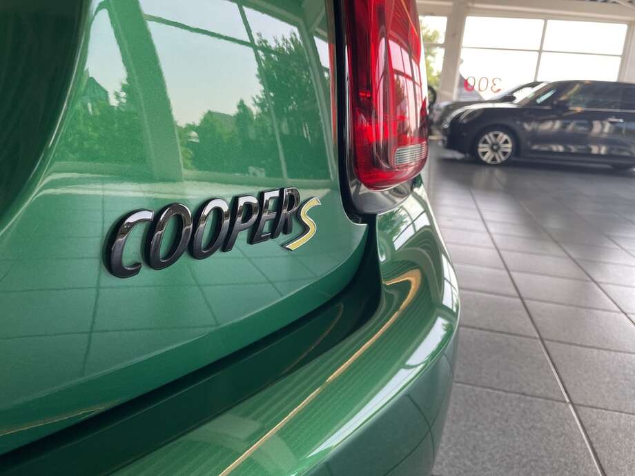 MINI Cooper SE (Bild 8/19)