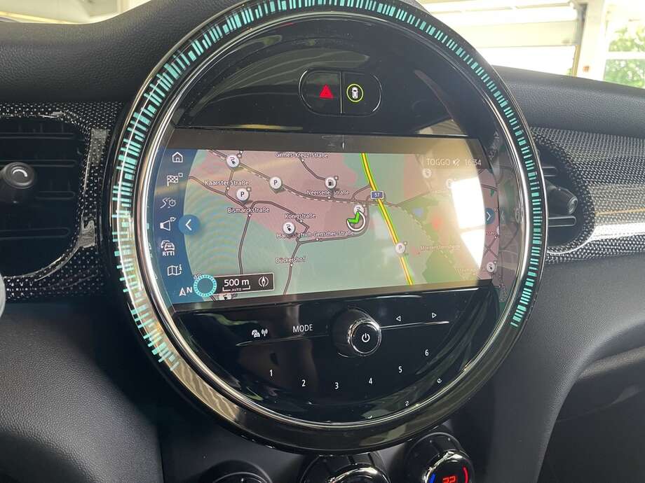 MINI Cooper SE (Bild 10/19)