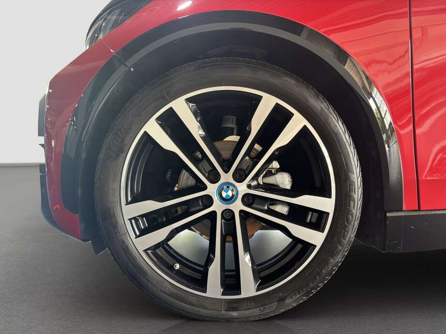 BMW i3 (Bild 9/16)