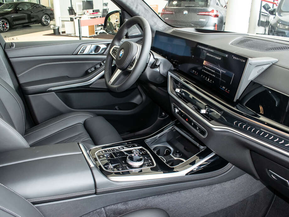 BMW X7 xDrive40d (Bild 14/19)