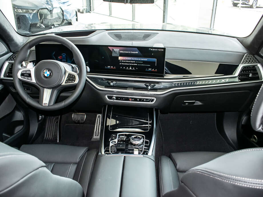 BMW X7 xDrive40d (Bild 16/19)