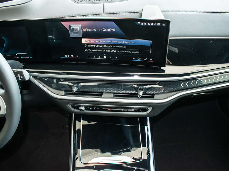 BMW X7 xDrive40d (Bild 18/19)