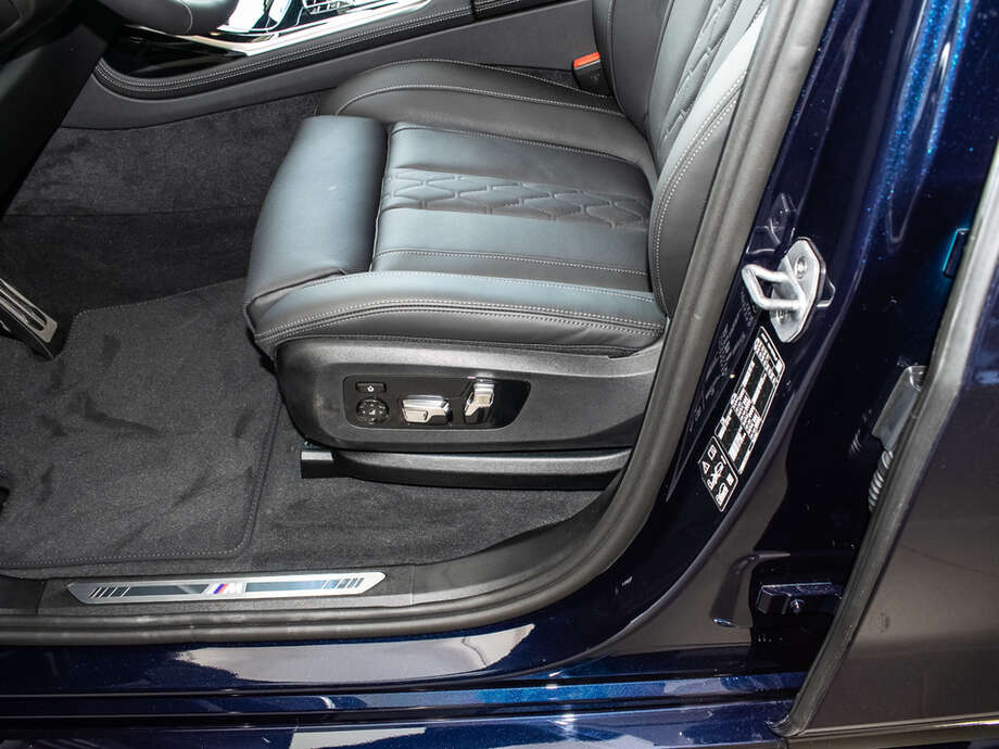 BMW X7 xDrive40d (Bild 3/19)