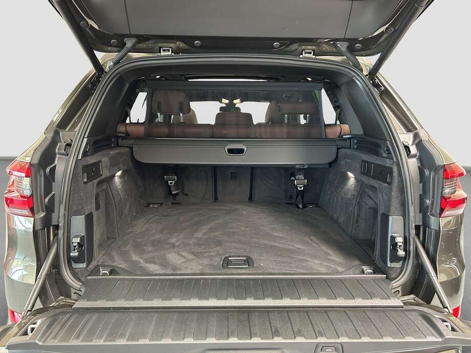 BMW X5 (Bild 8/16)