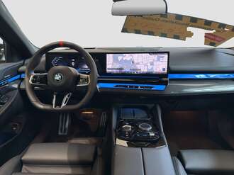 BMW i5 M60 xDrive Limousine (Bild 1/12)