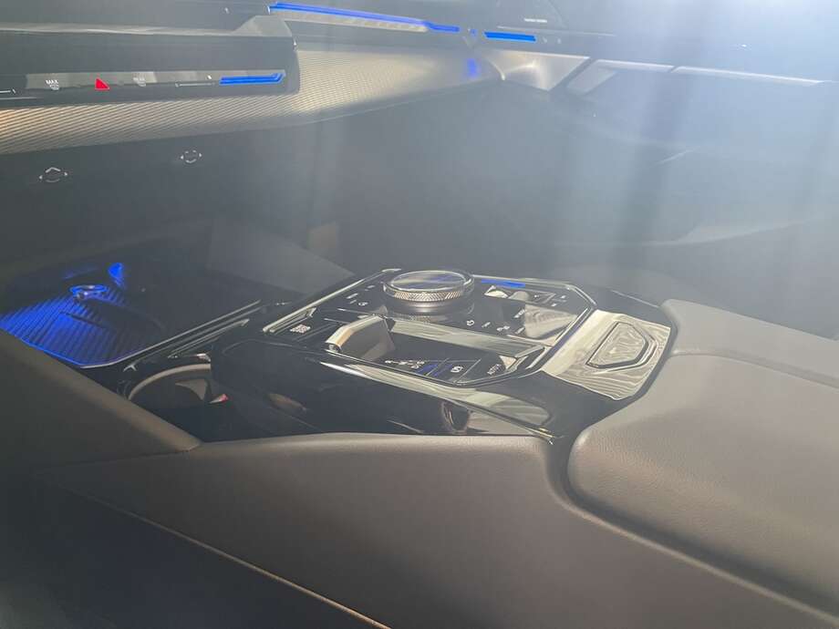 BMW 520d (Bild 8/20)