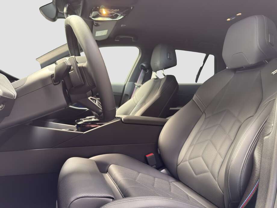 BMW 520d (Bild 2/16)