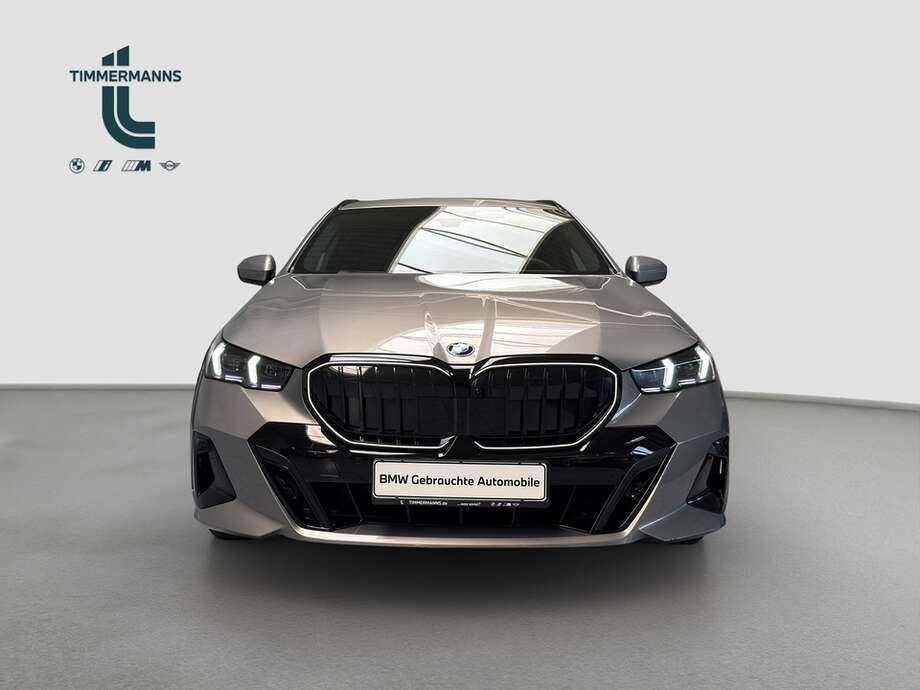 BMW 520d (Bild 14/15)
