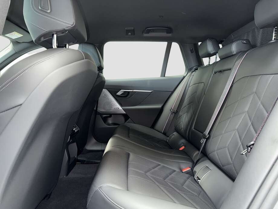 BMW 520d (Bild 6/15)