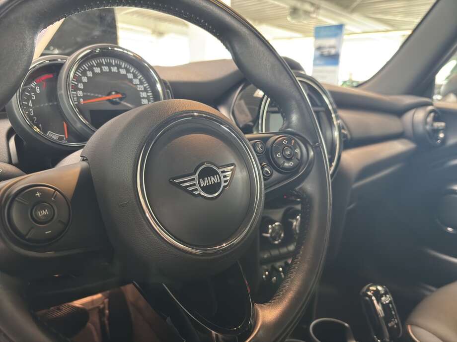 MINI One (Bild 9/19)