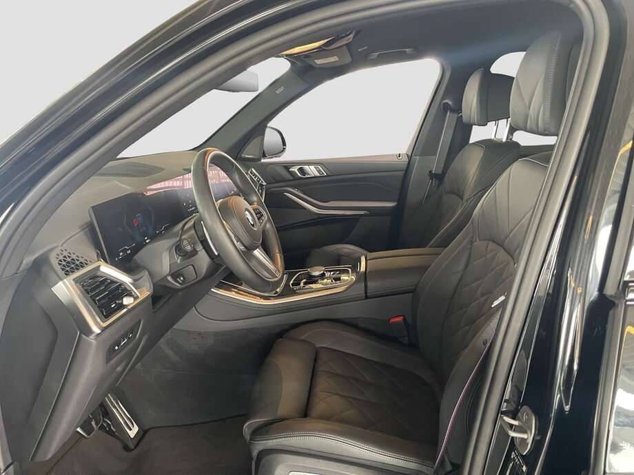BMW X5 (Bild 2/20)