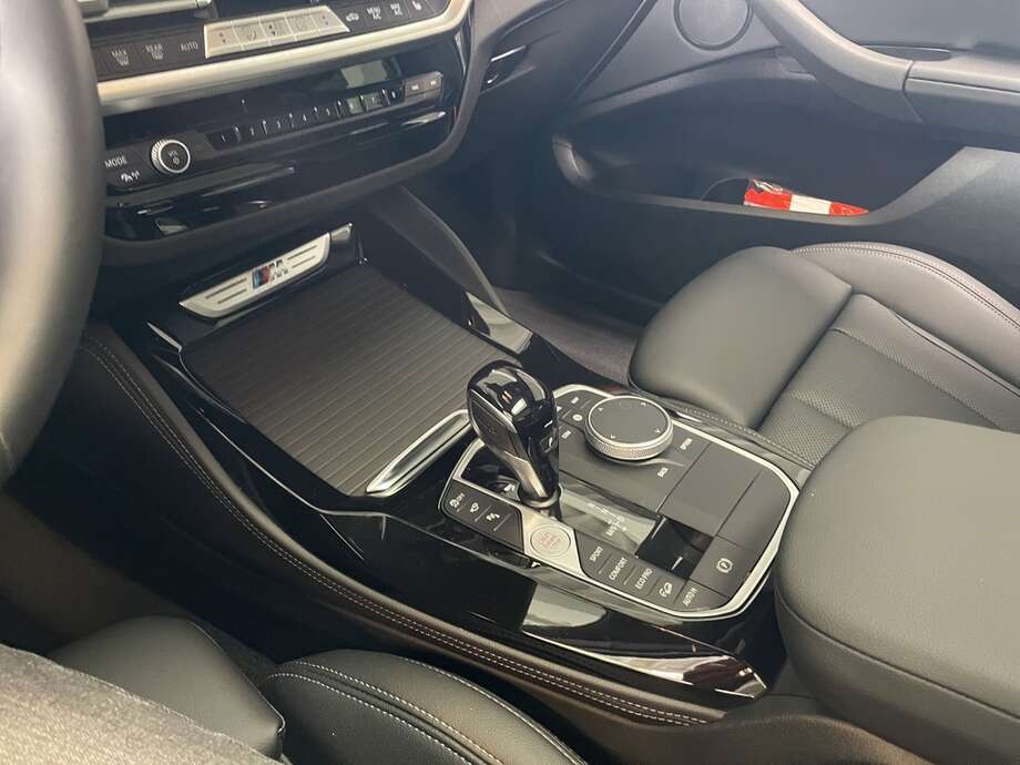 BMW X4 (Bild 9/18)