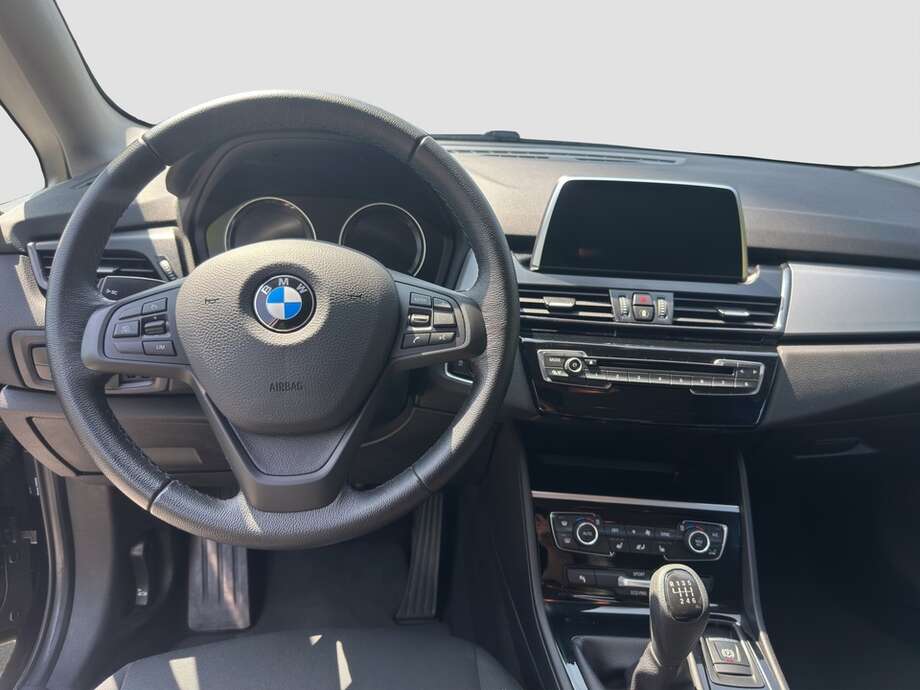 BMW 218 Gran Tourer (Bild 5/18)