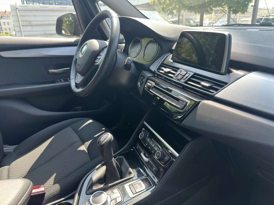 BMW 218 Gran Tourer (Bild 9/18)