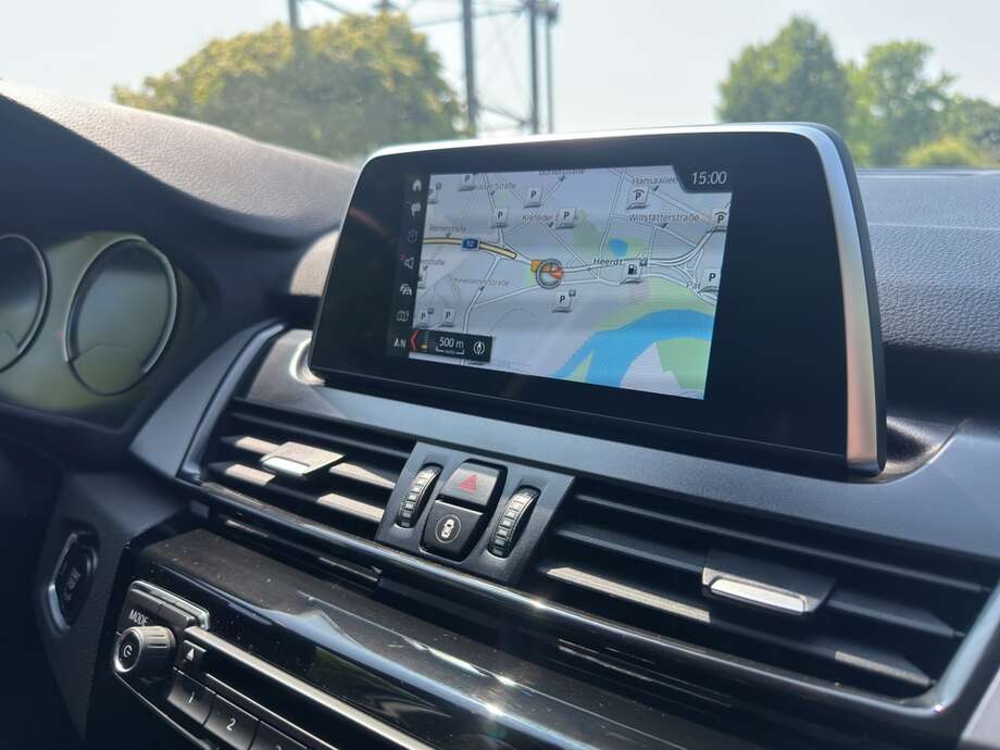 BMW 218 Gran Tourer (Bild 10/18)