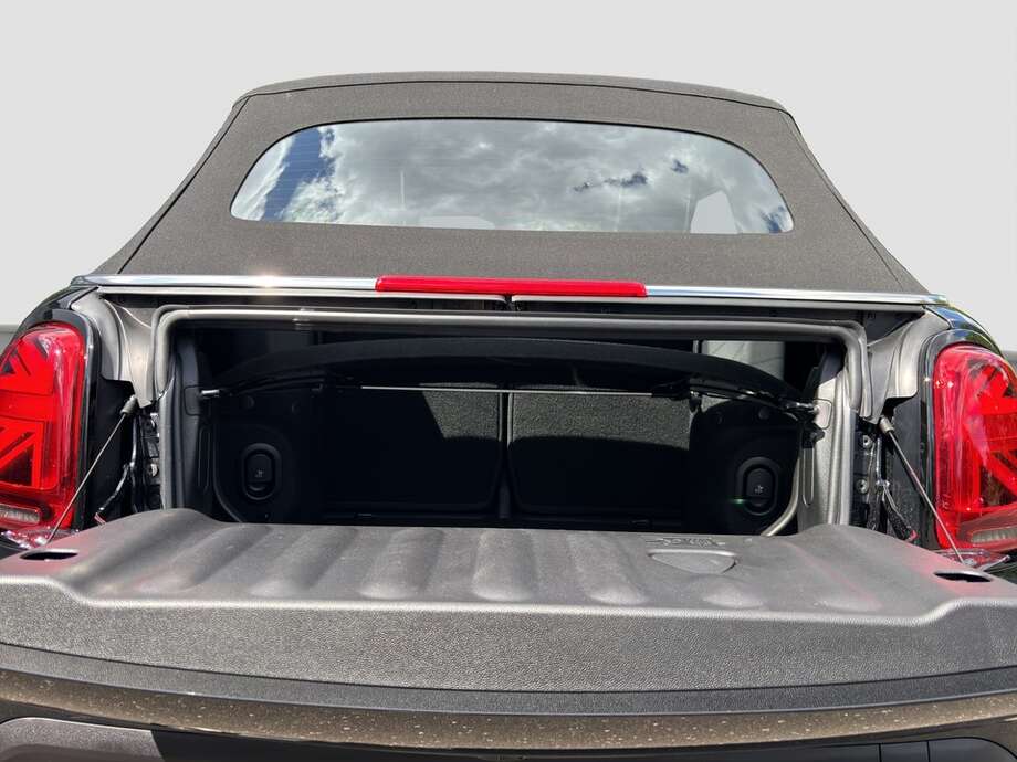 MINI Cooper (Bild 5/16)